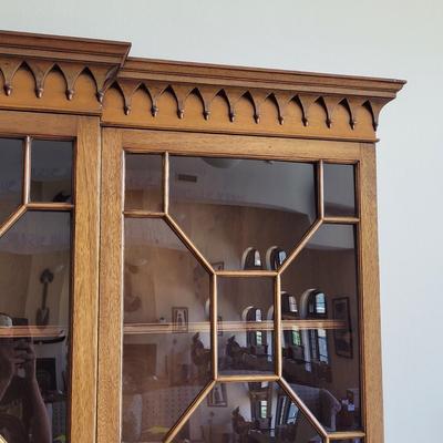 Large Wooden Georgian Breakfront Cabinet (LR-EL)