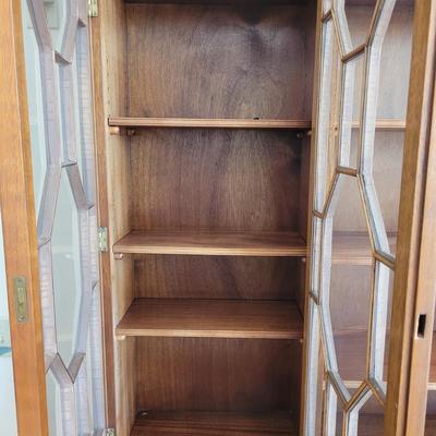 Large Wooden Georgian Breakfront Cabinet (LR-EL)