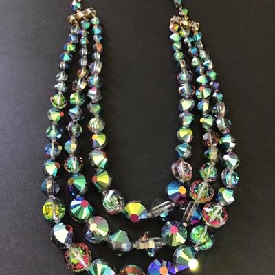 Vintage signed Castlecliff Multi strand, Aurora Borealis crystal beads necklace. Absolutely gorgeous art deco, beautiful