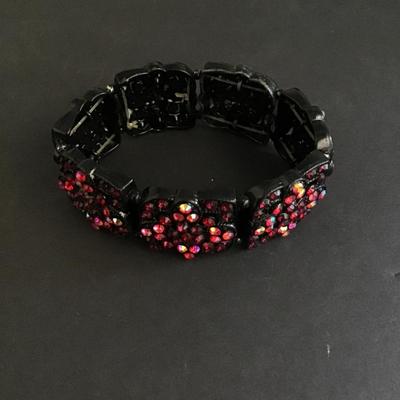 Beautiful Rhinestone stretch bracelet