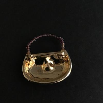 Cute vintage handbag brooch