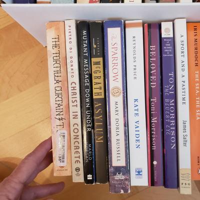 Popular Paperback Books (D-KD)