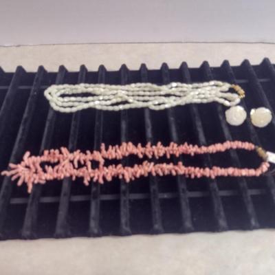 Collection of Stone/Natural Material Jewelry (#9)