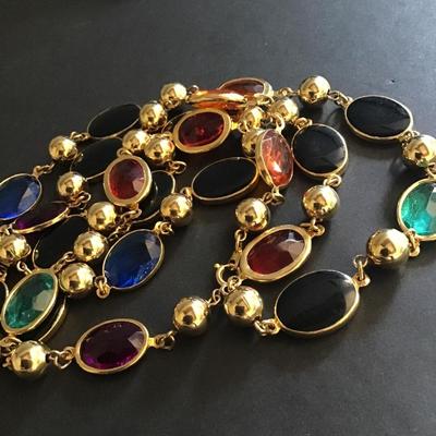 1980 gold tone bezel multicolor faux stone necklace