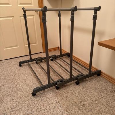 3 adjustable rolling racks