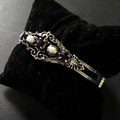 Beautiful vintage, Victorian, revival Sarah Coventry opal treasure, bracelet