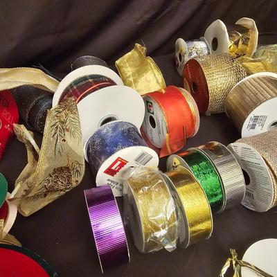 Christmas Bows, Bags & Decorating Items (GB1-JS)