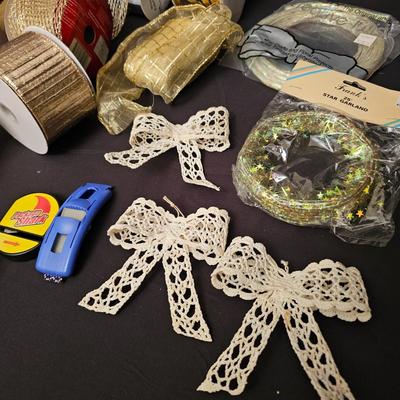 Christmas Bows, Bags & Decorating Items (GB1-JS)