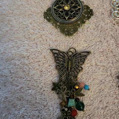PENDANTS