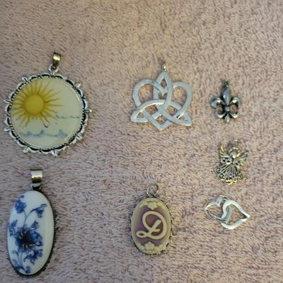 WIDE VARIETY OF PENDANTS