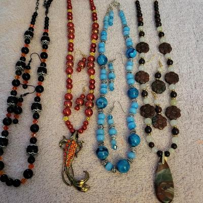 MATCHING EARRINGS AND NECKLACE SETS
