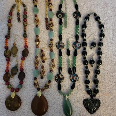 MATCHING EARRINGS AND NECKLACE SETS