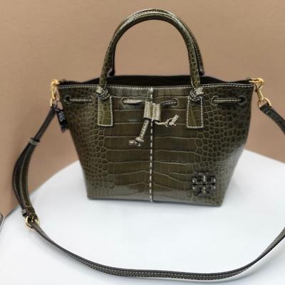 Sale Photo Thumbnail #158: Removeable strap, dust bag, suede interior
excellent conditon
14 x 9 inches
retails at $195