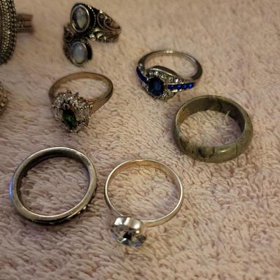 SIZE 7 1/2 RINGS