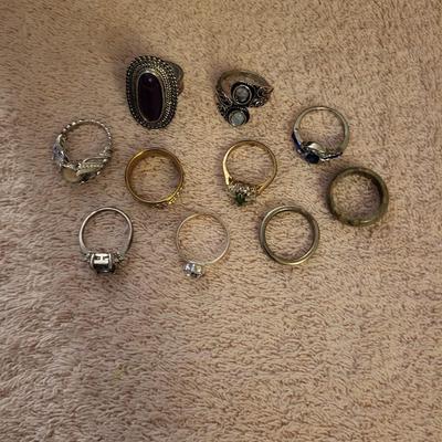 SIZE 7 1/2 RINGS