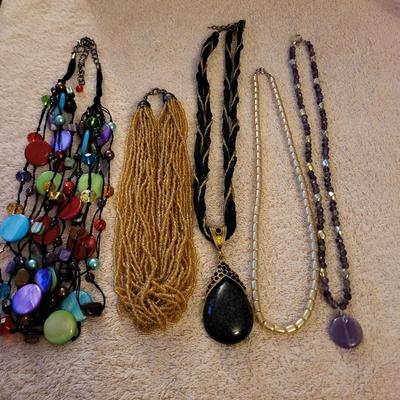 VARIETY OF NECKLACES