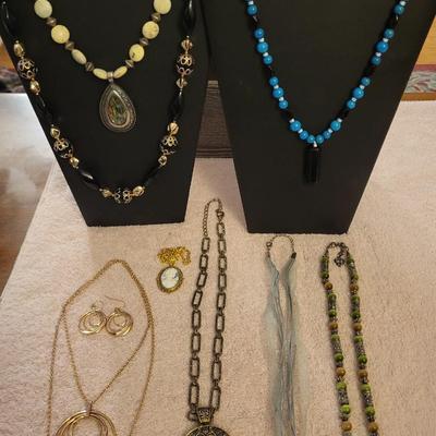 FASHION JEWELRY