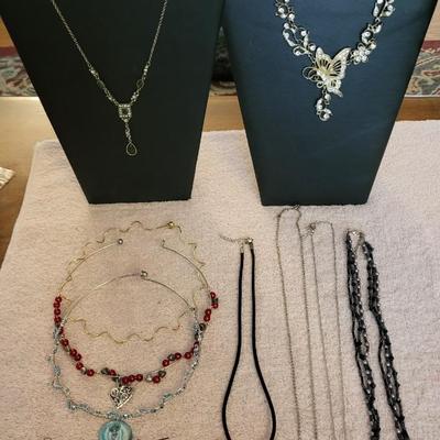 UNIQUE JEWELRY