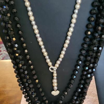 PRETTY NECKLACES
