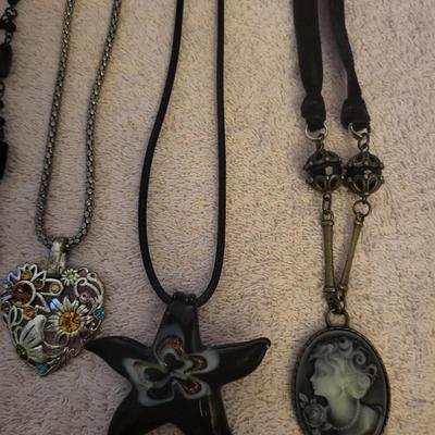 GLASS AND STONE JEWELRY