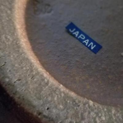 Sale Photo Thumbnail #67: 8" across x 7" high. Opening is 3.5" in diameter. Made in Japan