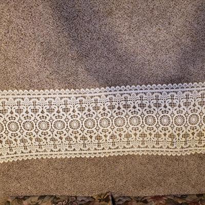 Sale Photo Thumbnail #129: 15 1/2" x 53" Table Runner in great condition.