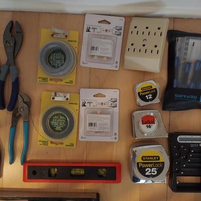 Ladders, Tools & Hardware (LE-BBL)