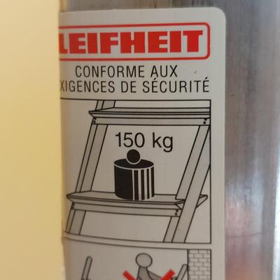 Ladders, Tools & Hardware (LE-BBL)