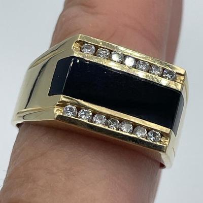 14K Gold and Onyx Men’s Ring