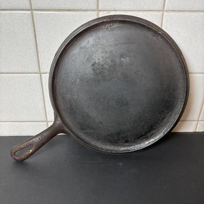 Lot 218: Griswold Pans