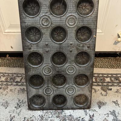 Lot 222: Vintage Ekco Commercial Muffin Pan, Cast Iron Pot, Tin Pans, Grater and More