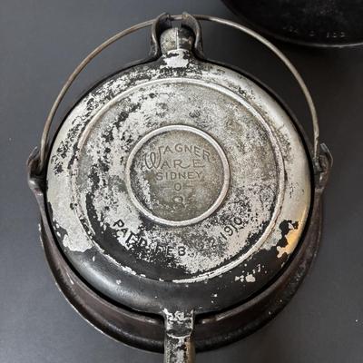 Lot 223: Vintage Wagner Ware Waffle Maker w/Base & Lodge Cast Iron Griddle