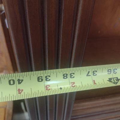 Wood Grain Finish Bookcase with Five Shelves