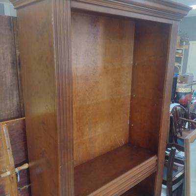 Wood Grain Finish Bookcase with Five Shelves