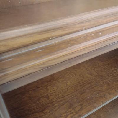 Wood Grain Finish Bookcase with Five Shelves