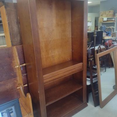 Wood Grain Finish Bookcase with Five Shelves