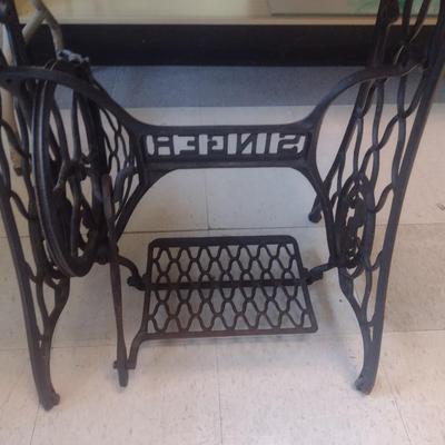 Antique Singer Sewing Machine Cast Base with Solid Wood Tabletop