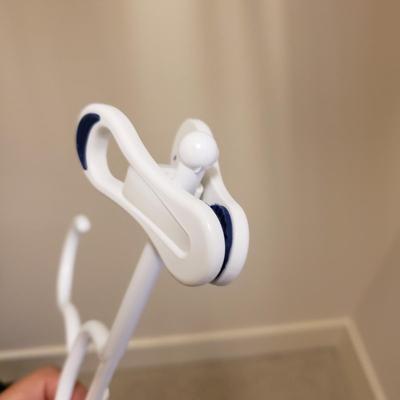 Variety of Plastic Hangers (C1-KD)