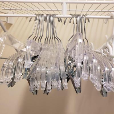 Variety of Plastic Hangers (C1-KD)