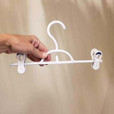 Variety of Plastic Hangers (C1-KD)