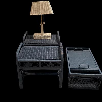 Wicker set with wicker lamp
