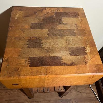 Rolling Butcher Block Table (K-MG)