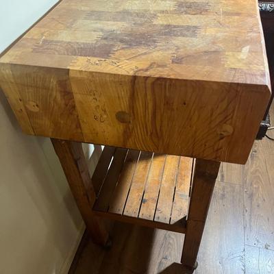 Rolling Butcher Block Table (K-MG)