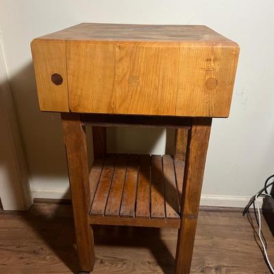 Rolling Butcher Block Table (K-MG)