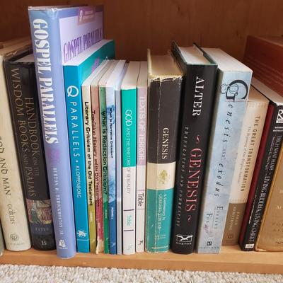 Books About the Bible (BR2-KD)