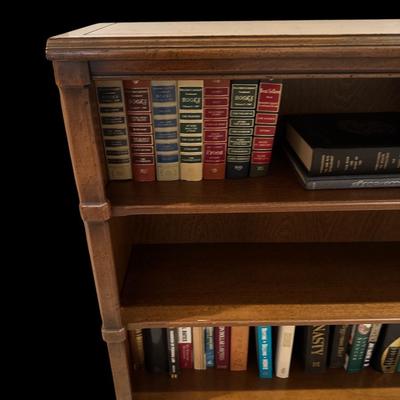 Pair of bookcases. Books NOT included