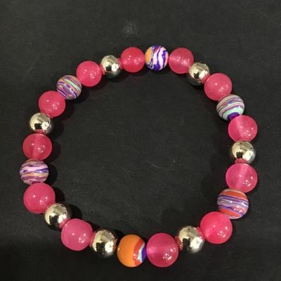 Beautiful pink beaded stretch bracelet set