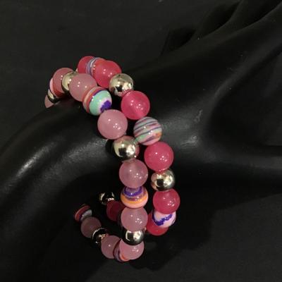 Beautiful pink beaded stretch bracelet set