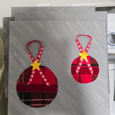 Artisinal christmas decor