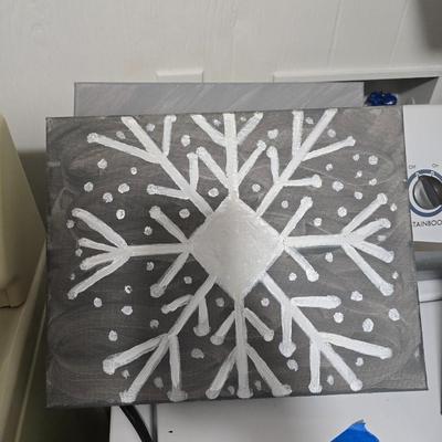Artisinal christmas decor